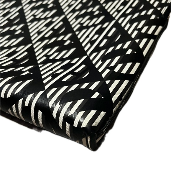 HENRI BENDEL laptop case New York Double Zipper, Saffiano Leather - Picture 5 of 13